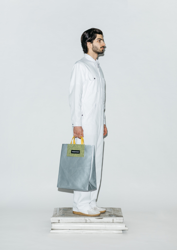 FREITAG YOURSELF: ショッピングバッグF742 JULIEN SYが新たに